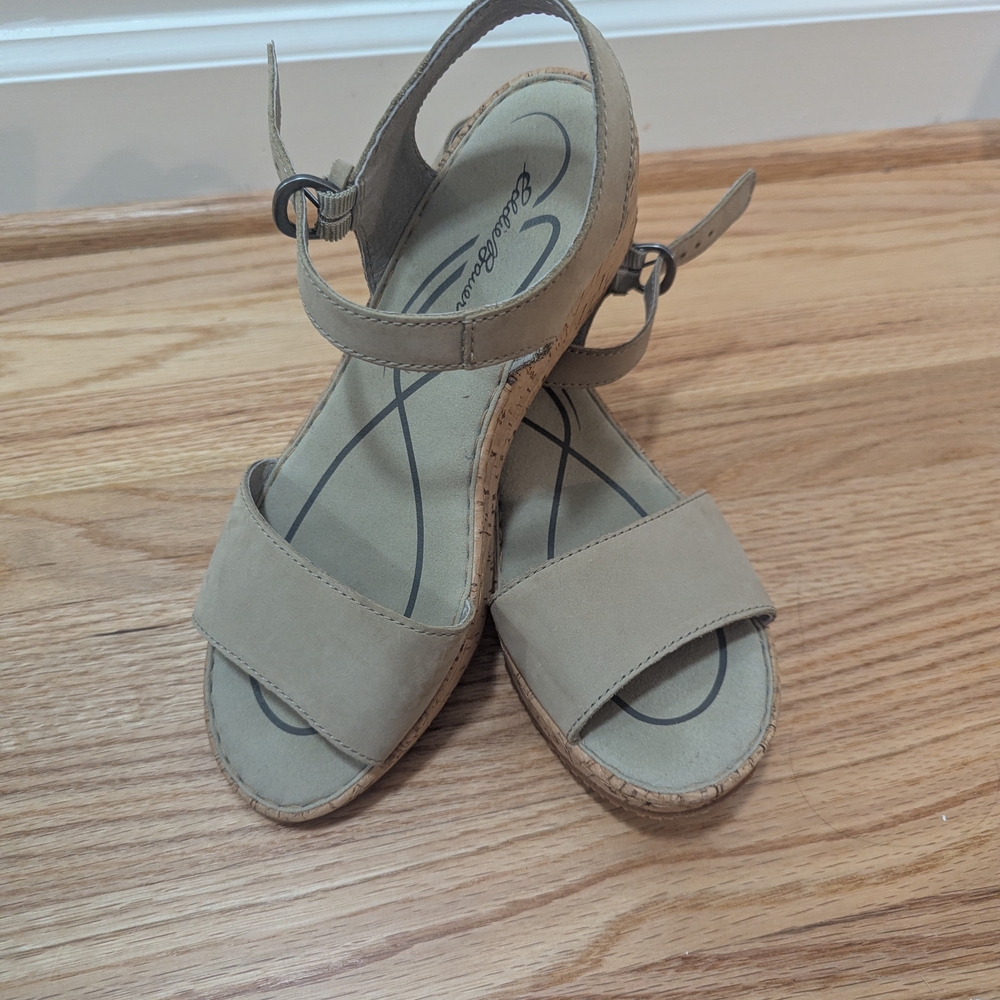 Eddie Bauer Women's Beige Cork Wedge Sandals - Size 9